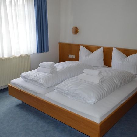 Gasthof Hotel Loewen Bad Buchau Room photo